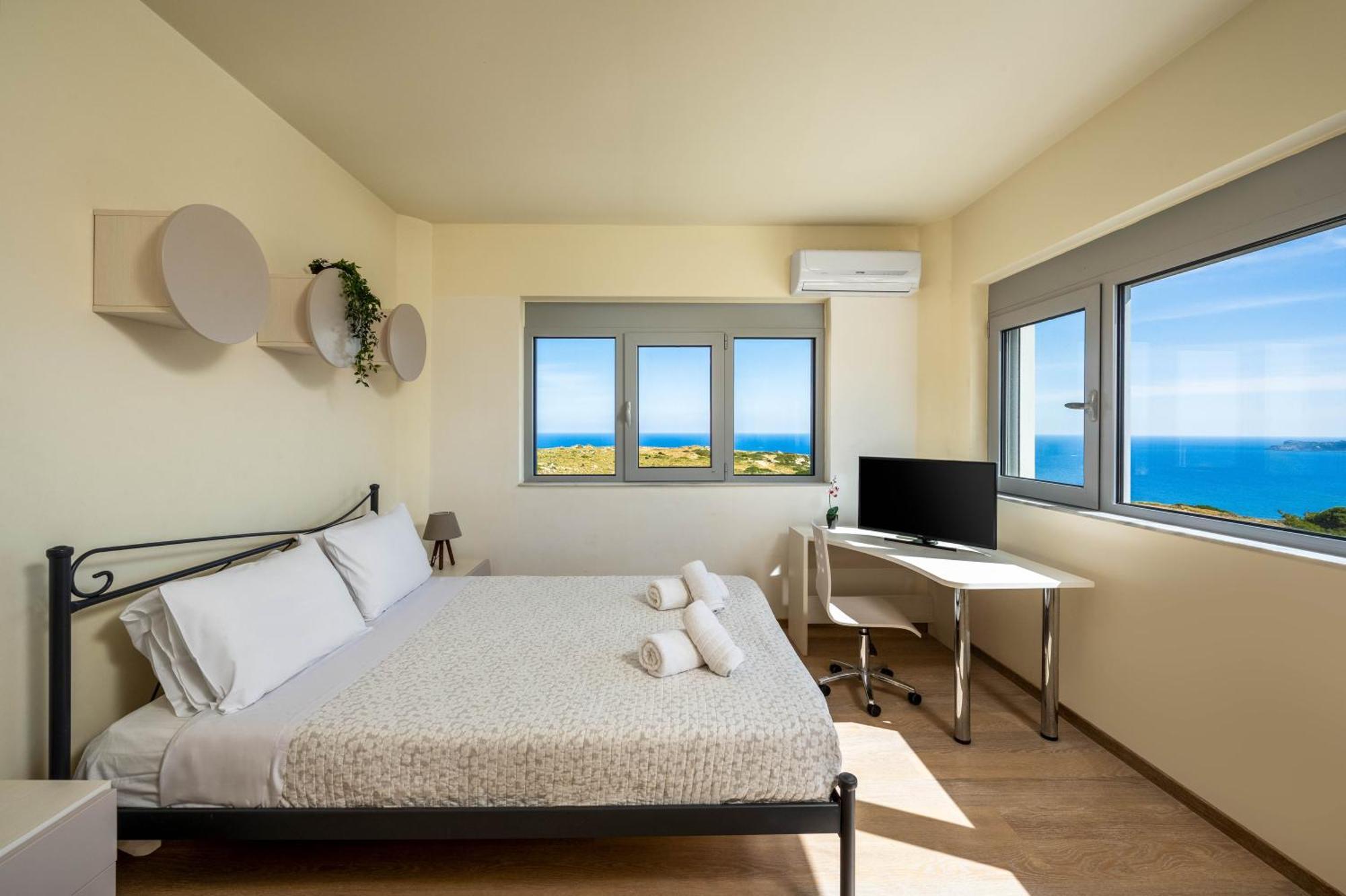 Villa Zafira - Seaview Manor With Heated Pool Kallithéa المظهر الخارجي الصورة