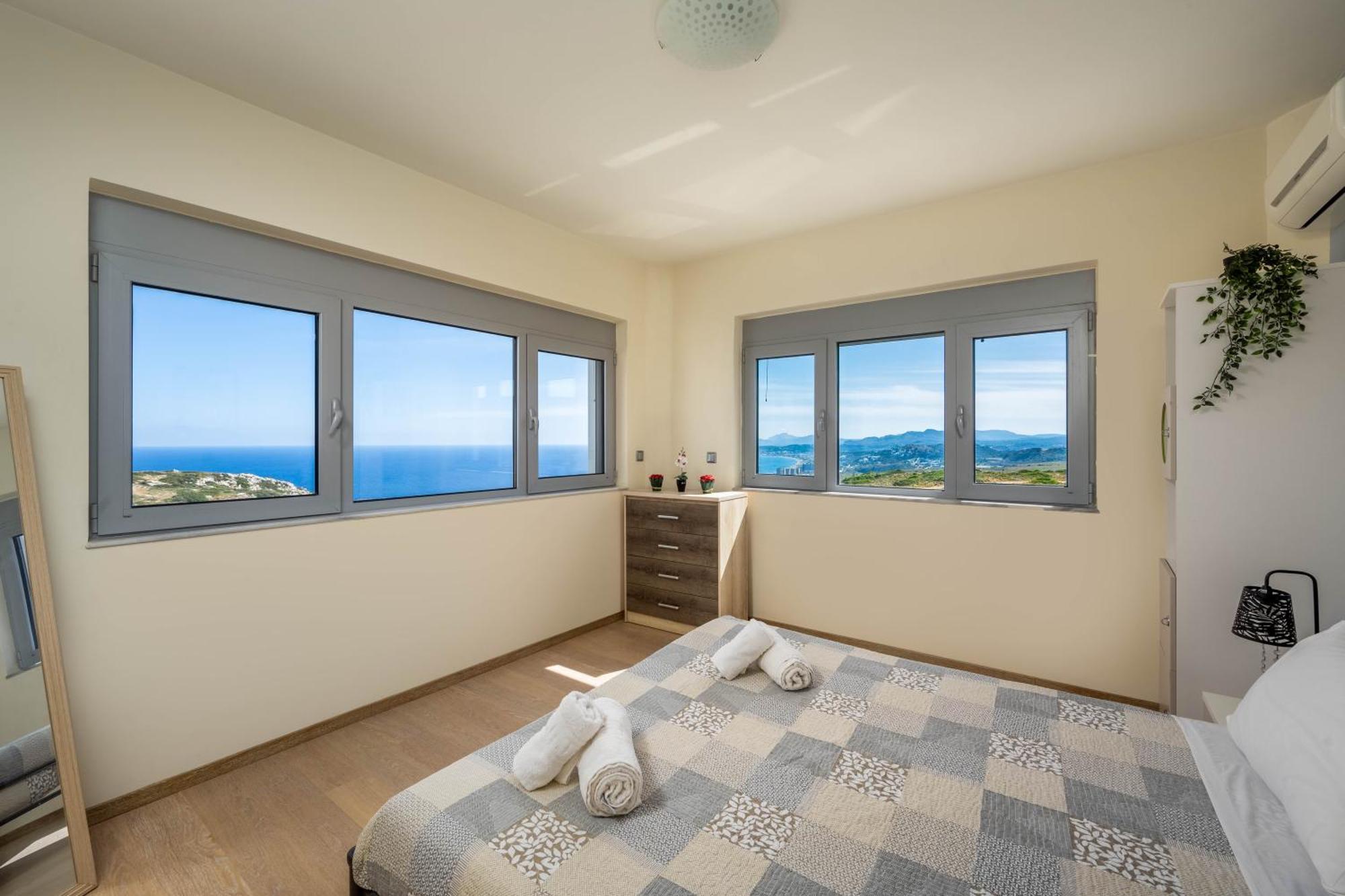 Villa Zafira - Seaview Manor With Heated Pool Kallithéa المظهر الخارجي الصورة